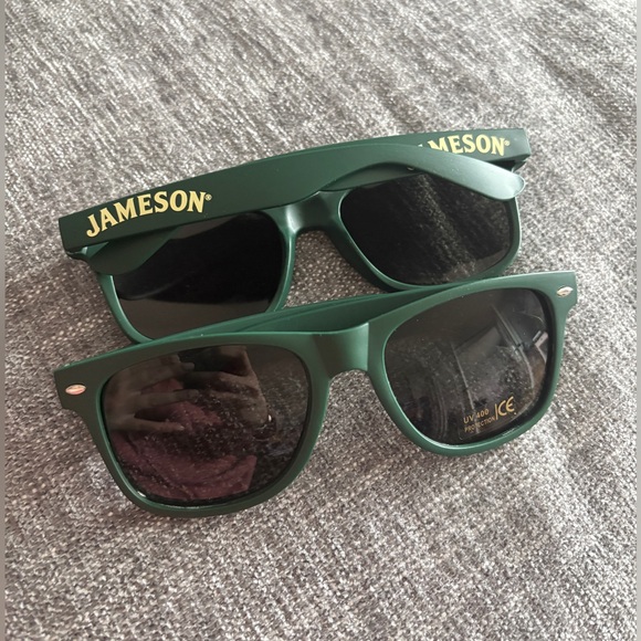 ✨FREE ITEMS✨ Items in the description below - Picture 6 of 10